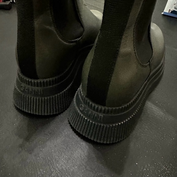 Ganni Chelsea boots - Picture 2 of 5